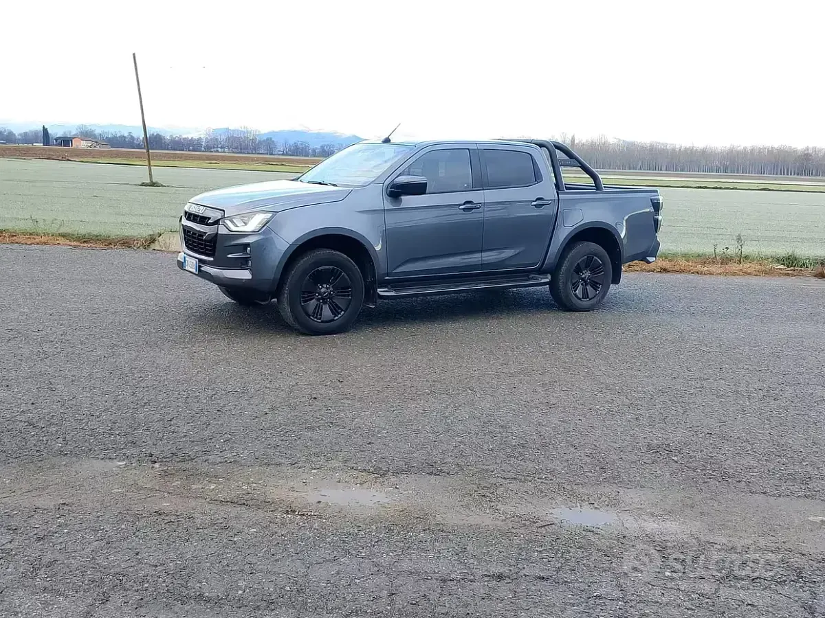 Usata Isuzu D-Max 163 CV (119 kW) 2023 Pick-up