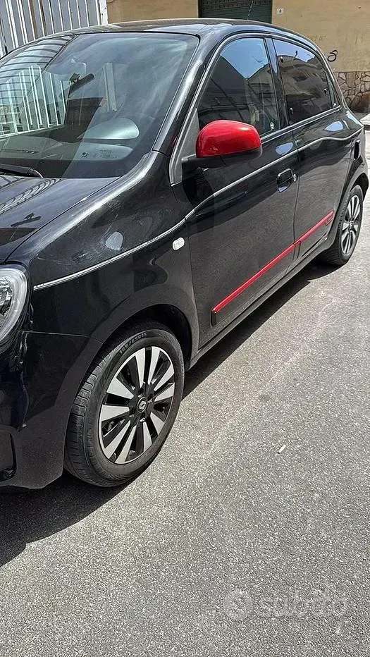 Usata Renault Twingo 65 CV (47 kW) 2024 Nero Utilitaria