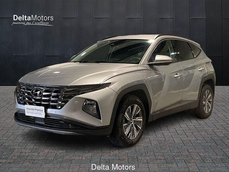 Usata Hyundai Tucson 230 CV (169 kW) 2023 Grigio chiaro metallizzato SUV
