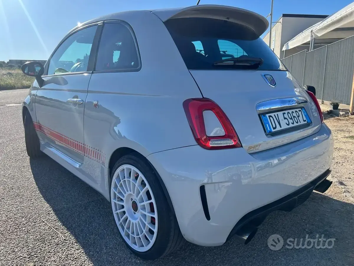 Usata Abarth 500 135 CV (99 kW) 2010 Grigio Berlina