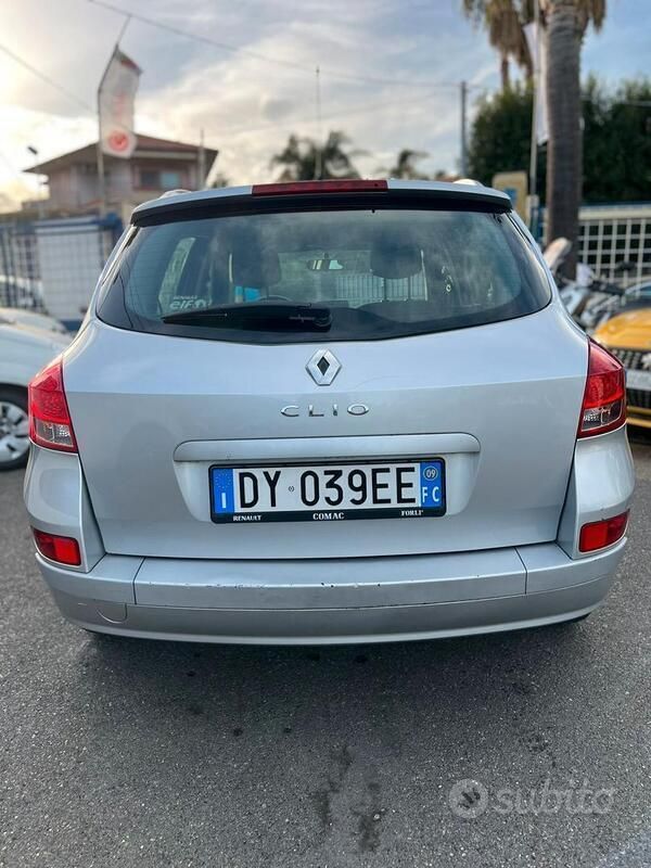 Usata Renault Clio GrandTour 78 CV (57 kW) 2009 Grigio Station wagon