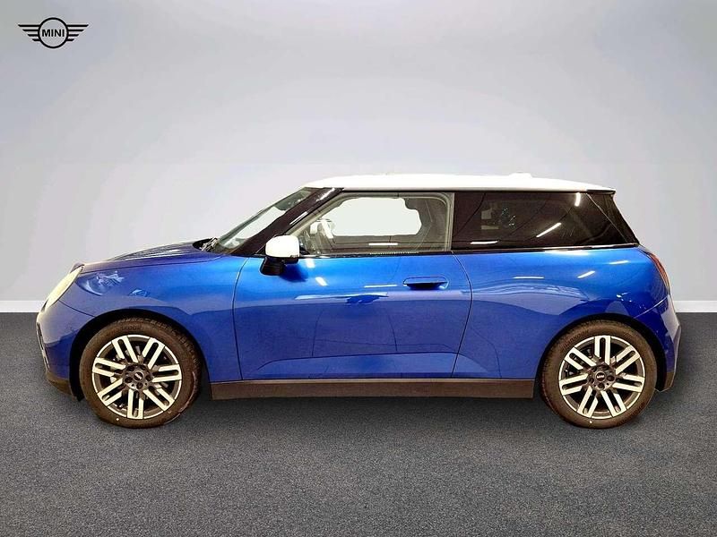 Nuova Mini Cooper SE Classic 160 kW (218 CV) 2025 Blu/azzurro Utilitaria