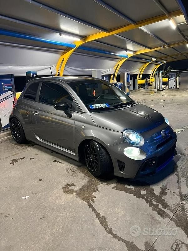 Usata Abarth 500 145 CV (106 kW) 2018 Grigio Berlina