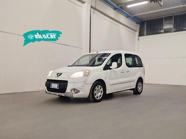 Gebraucht Peugeot Partner 112 PS (82 kW) 2011 Weiß Van / Kleinbus
