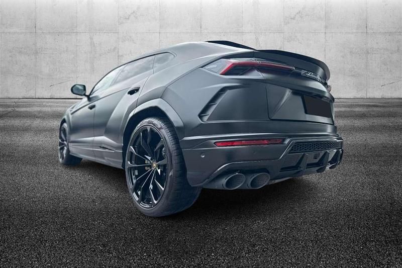 Usata Lamborghini Urus 650 CV (478 kW) 2022 Nero opaco SUV