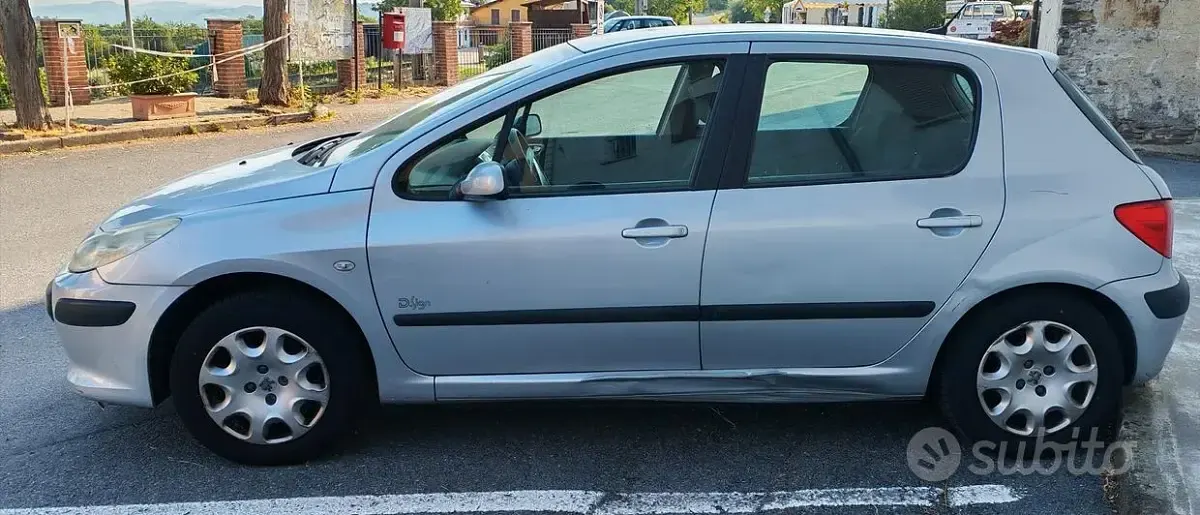 Usata Peugeot 307 75 CV (55 kW) 2007 Grigio Utilitaria