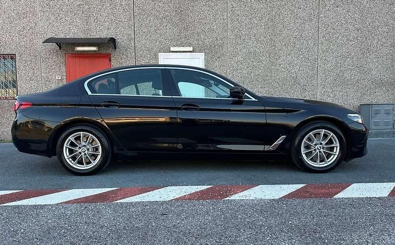 Usata BMW 520 190 CV (139 kW) 2022 Nero Berlina