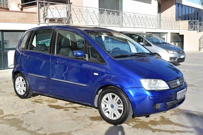 Usata Fiat Idea Active 95 CV (69 kW) 2006 Blu Monovolume