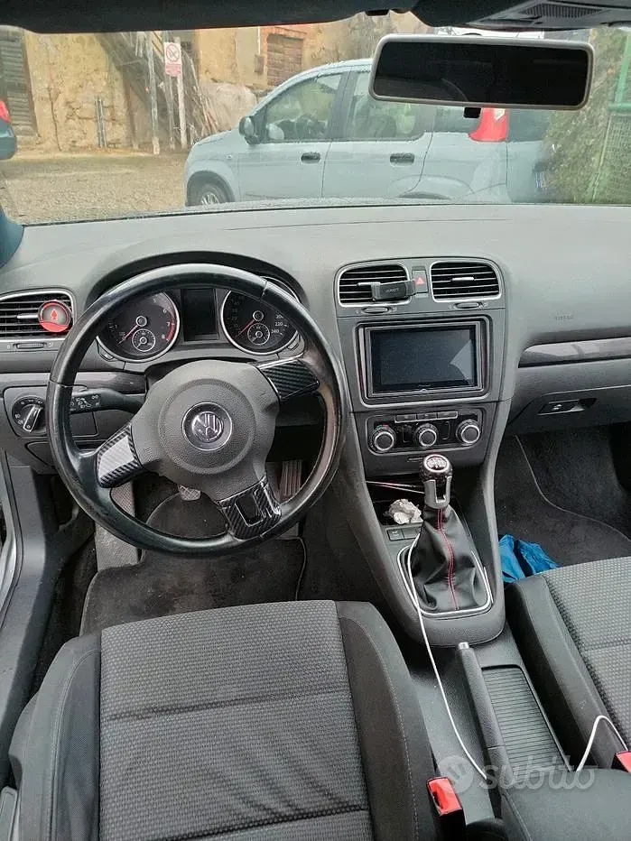 Usata VW Golf VI Highline 122 CV (89 kW) 2009 Grigio Utilitaria