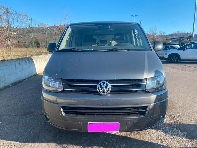Usata VW T5 Startline 140 CV (102 kW) 2013 Grigio Furgone