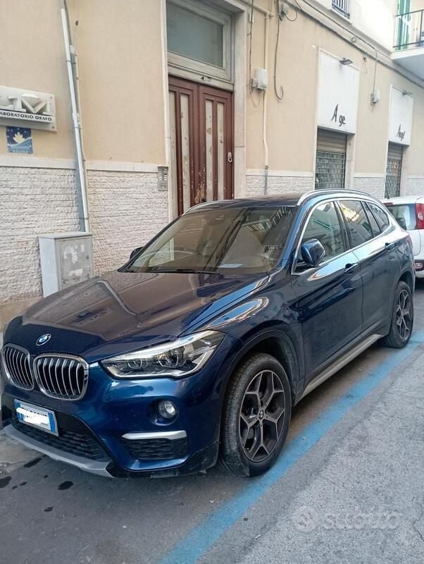 Usata BMW X1 116 CV (85 kW) 2019 Blu SUV