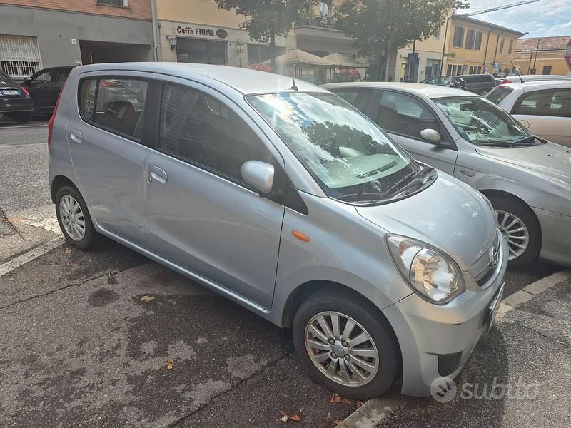 Usata Daihatsu Cuore 69 CV (50 kW) 2008 Grigio Utilitaria