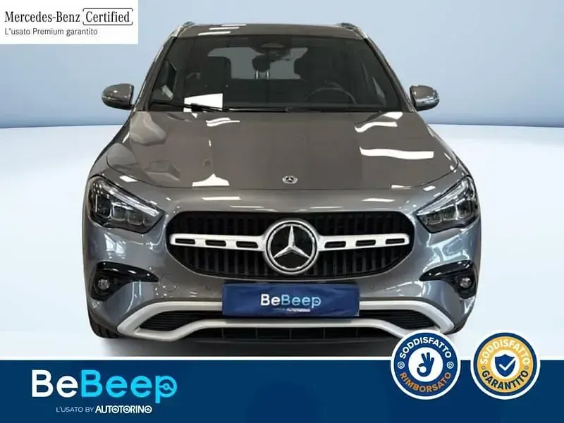 Usata Mercedes GLA180 Advanced 136 CV (100 kW) 2024 Grigio metallizzato SUV