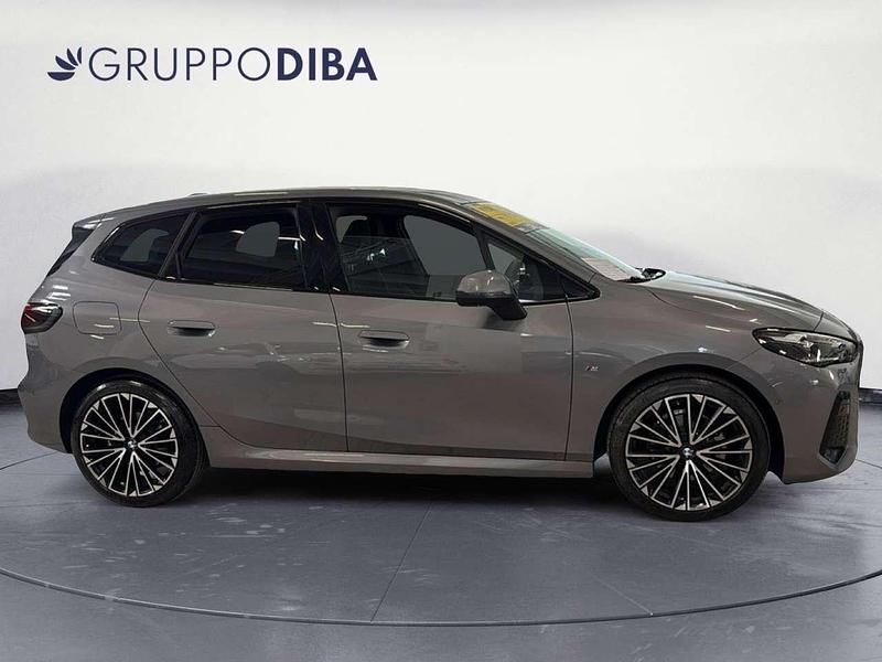 Usata BMW 218 Active Tourer M Sport 150 CV (110 kW) 2025 Grigio Monovolume