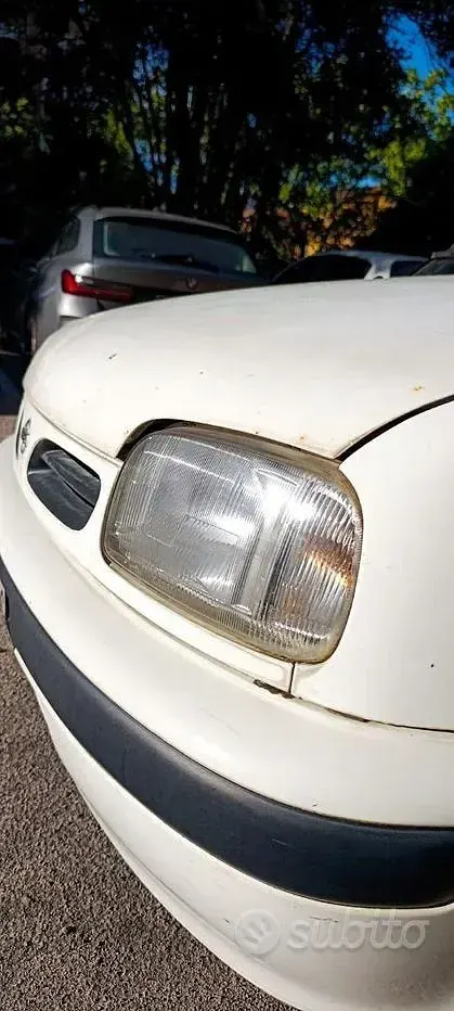 Usata Nissan Micra 54 CV (39 kW) 1996 Bianco Utilitaria