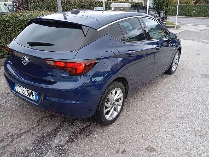 Usata Opel Astra Business 122 CV (89 kW) 2021 Blu/azzurro Berlina
