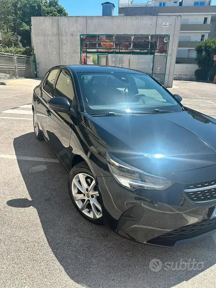 Usata Opel Corsa 102 CV (75 kW) 2023 Nero Utilitaria