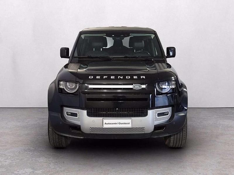 Käytetty Land Rover Defender SE Dynamic 200 HP (147 kW) 2023 Harmaa Katumaasturi