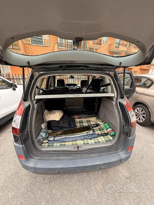 Usata Renault Scénic 2003 Grigio Monovolume