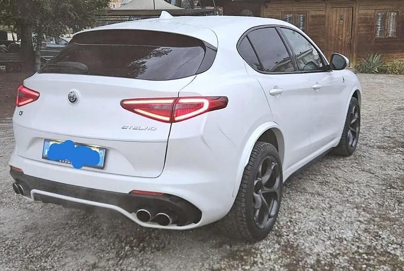 Usata Alfa Romeo Stelvio Quadrifoglio 510 CV (375 kW) 2019 Bianco SUV