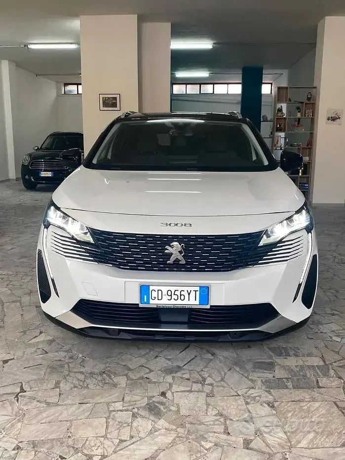 Usata Peugeot 3008 131 CV (96 kW) 2021 Bianco SUV