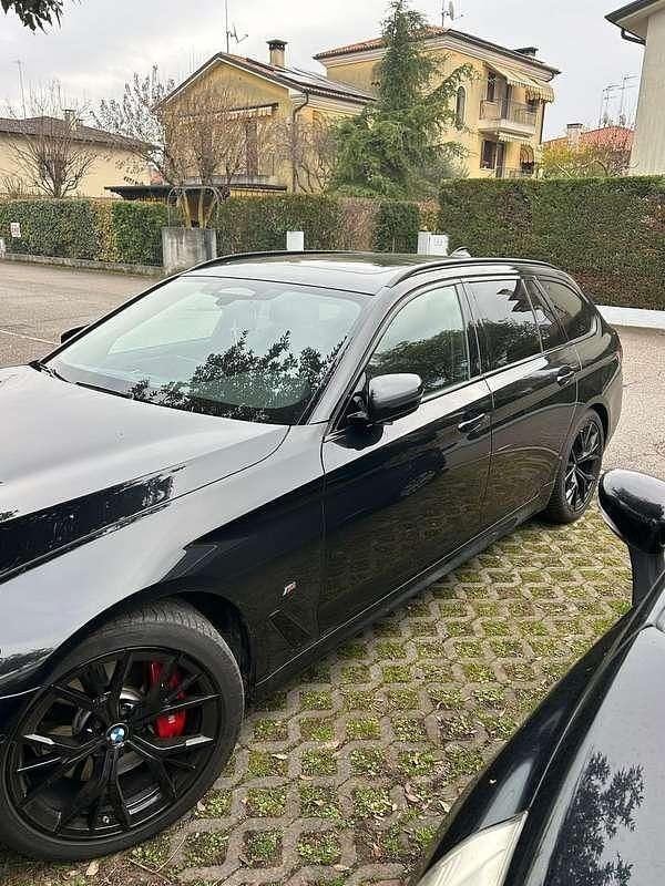 Usata BMW 520 M Sport 190 CV (139 kW) 2021 Nero Station wagon