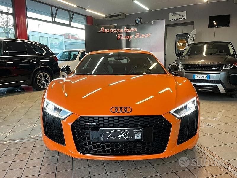 Usata Audi R8 Coupé Performance 830 CV (610 kW) 2017 Arancione Coupé