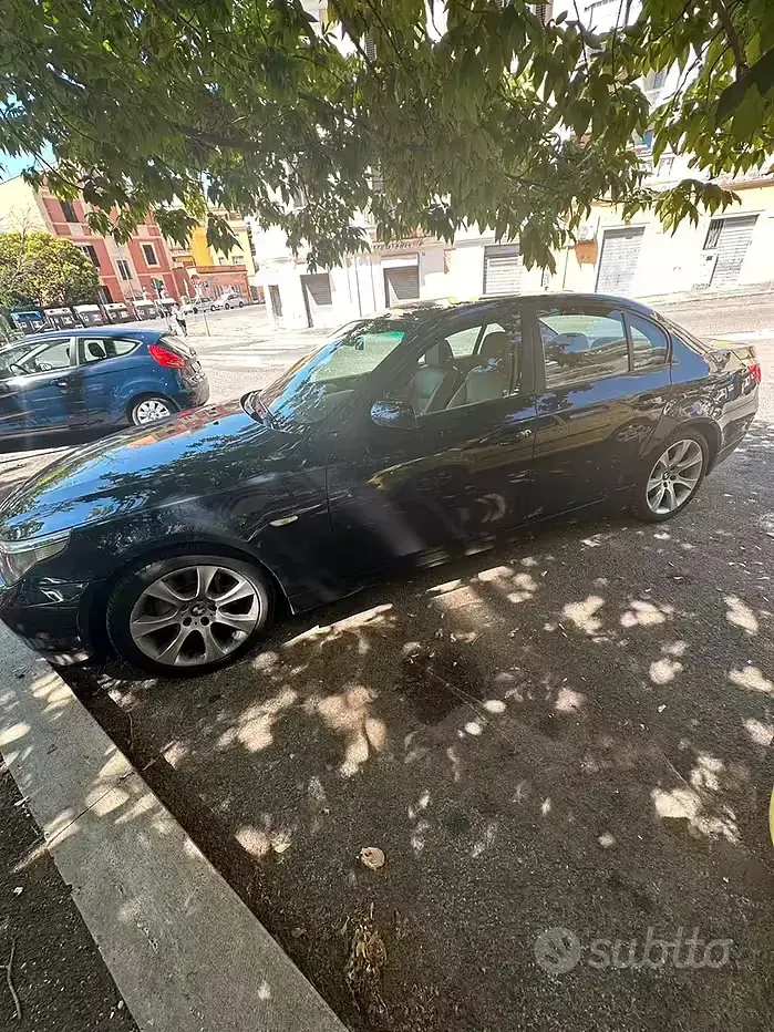 Usata BMW 530 231 CV (169 kW) 2005 Bluazzurro Berlina