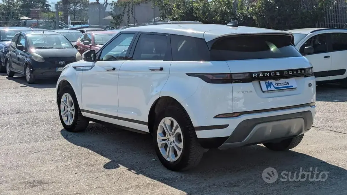 Usata Land Rover Range Rover evoque 163 CV (119 kW) 2022 Bianco SUV
