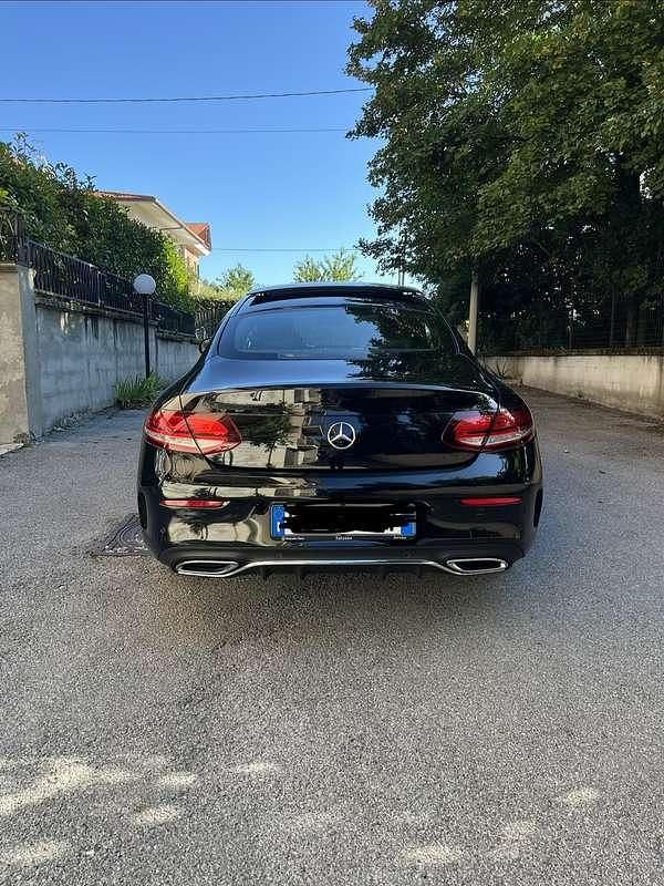 Usata Mercedes C220 Premium Plus 194 CV (142 kW) 2019 Coupé