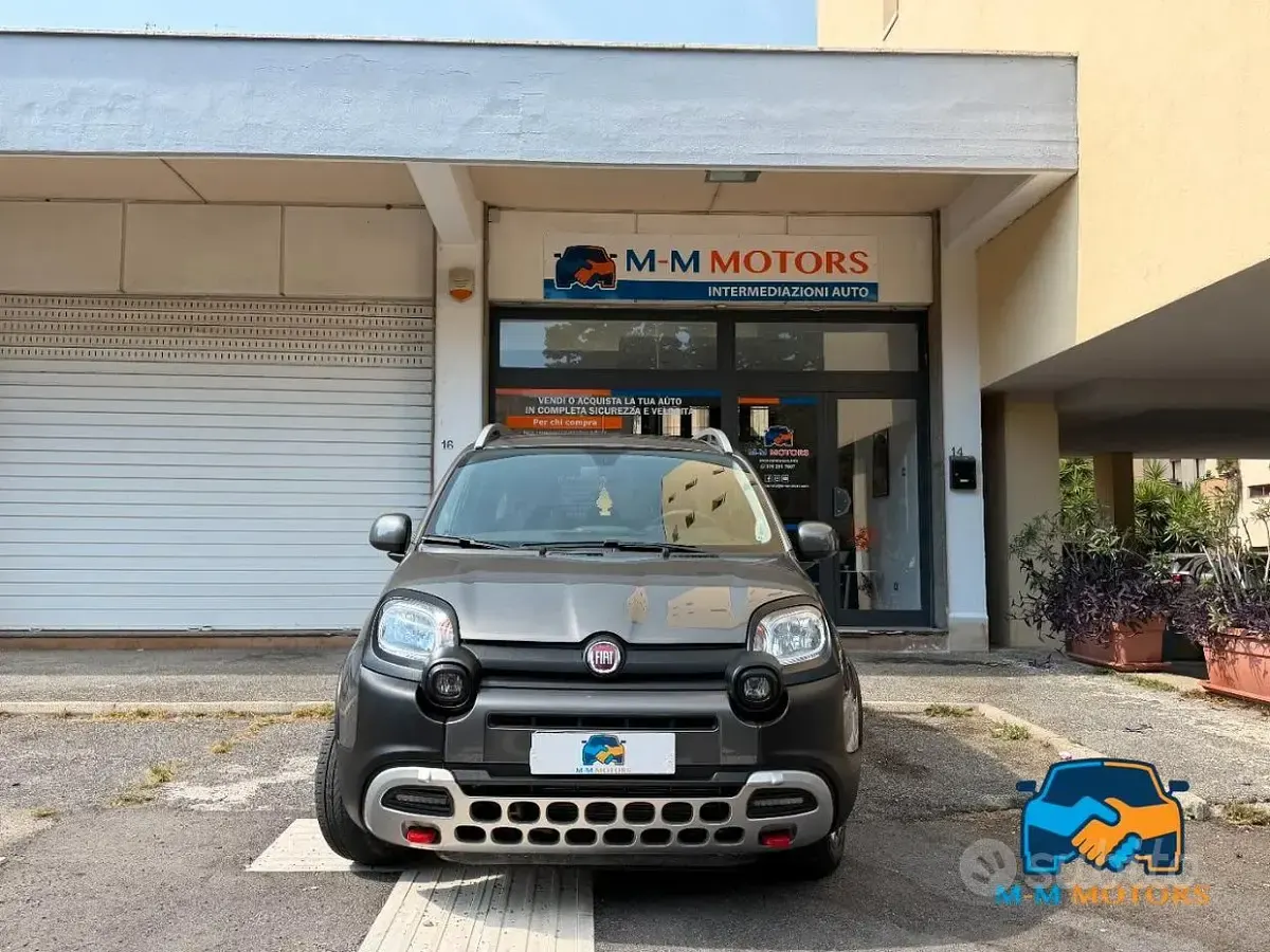 Usata Fiat Panda Cross Cross 69 CV (50 kW) 2022 Grigio Utilitaria