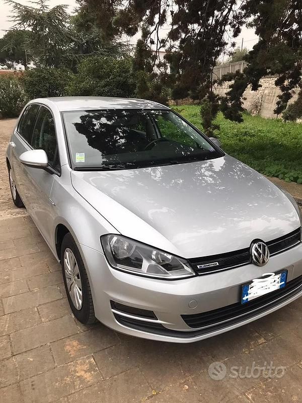 Usata 2016 VW Golf Tre volumi | 10.000 € - Immagine 1/4