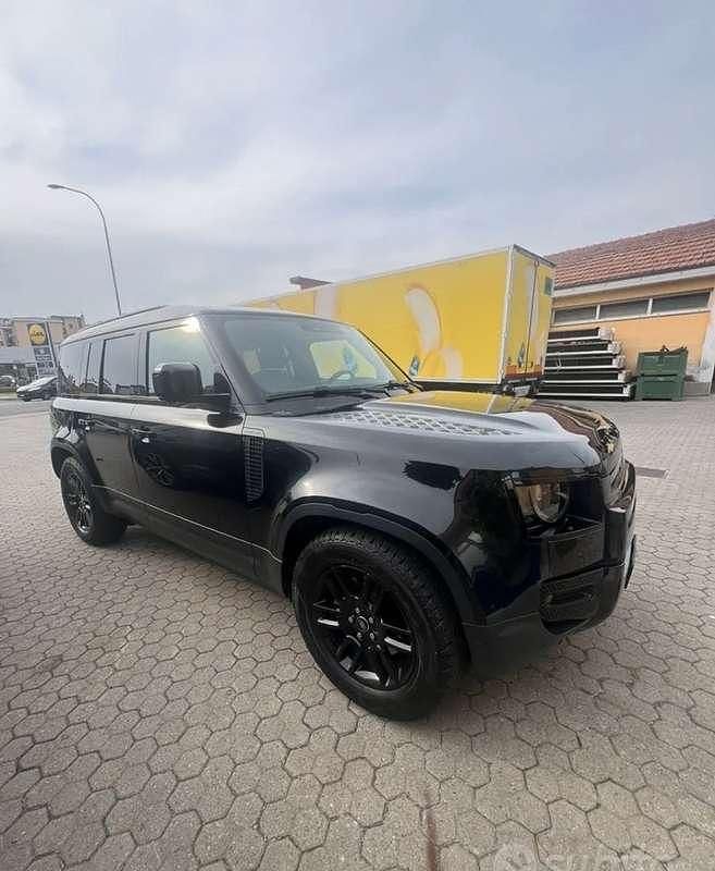 Usado Land Rover Defender Dynamic 200 CV (147 kW) 2022 SUV