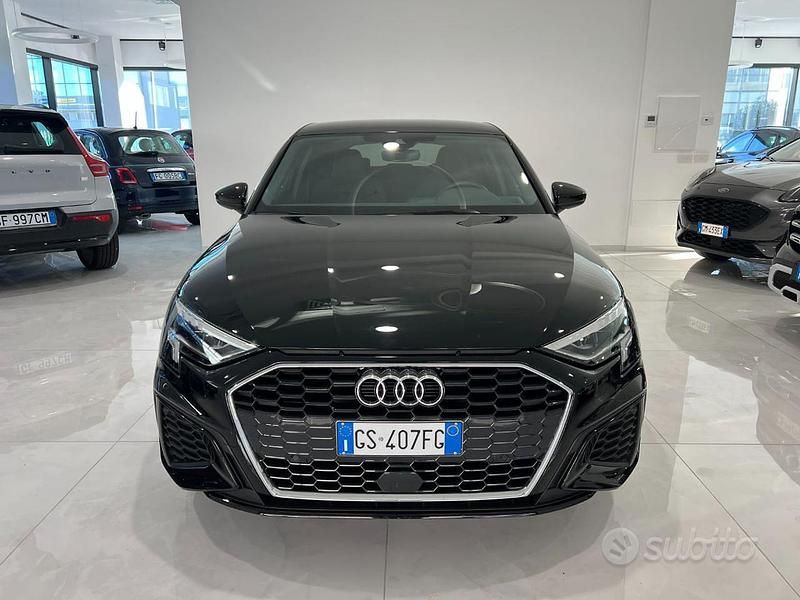 Usata Audi A3 Ambiente 150 CV (110 kW) 2024 Nero Berlina