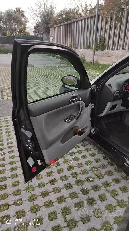 Usata Alfa Romeo 147 120 CV (88 kW) 2009 Nero Utilitaria