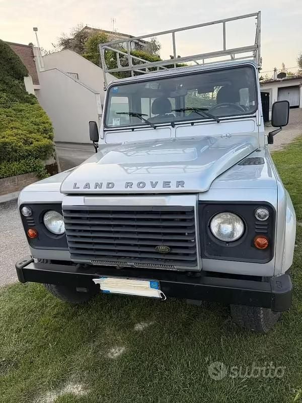 Occasion Land Rover Defender 122 ch (89 kW) 2009 Gris Break