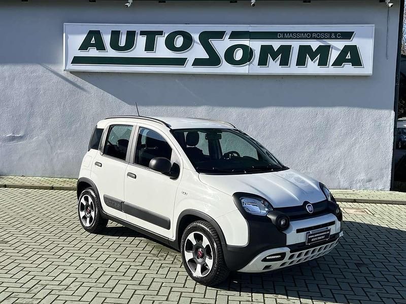 Usata Fiat Panda Cross Cross 69 CV (50 kW) 2020 Bianco Utilitaria