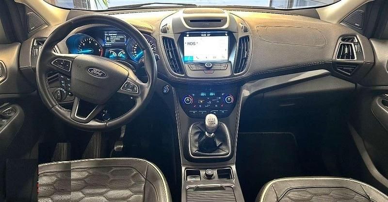 Usata Ford Kuga Vignale 150 CV (110 kW) 2018 Bianco SUV
