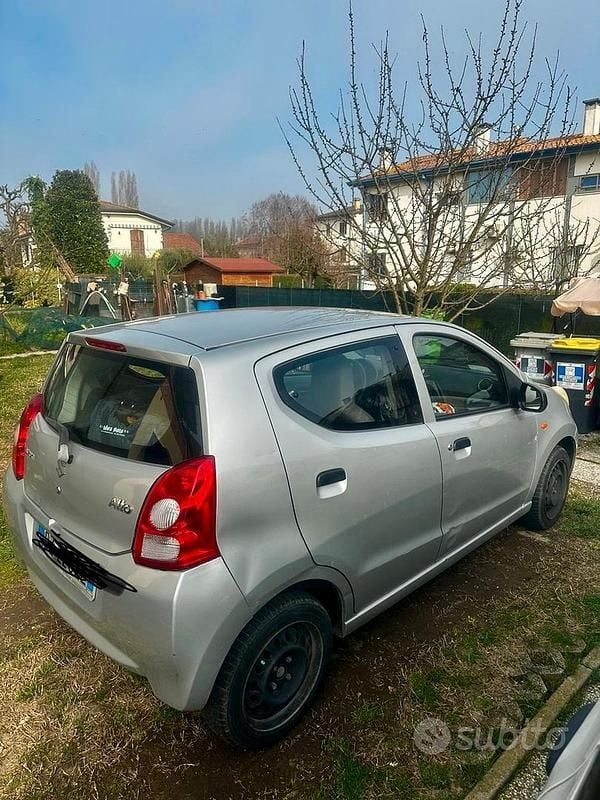 Usata Suzuki Alto 68 CV (50 kW) 2010 Grigio Utilitaria