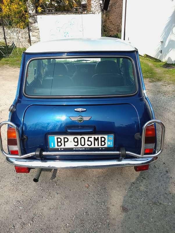 Usata Rover Mini 53 CV (38 kW) 1998 Blu/azzurro Berlina
