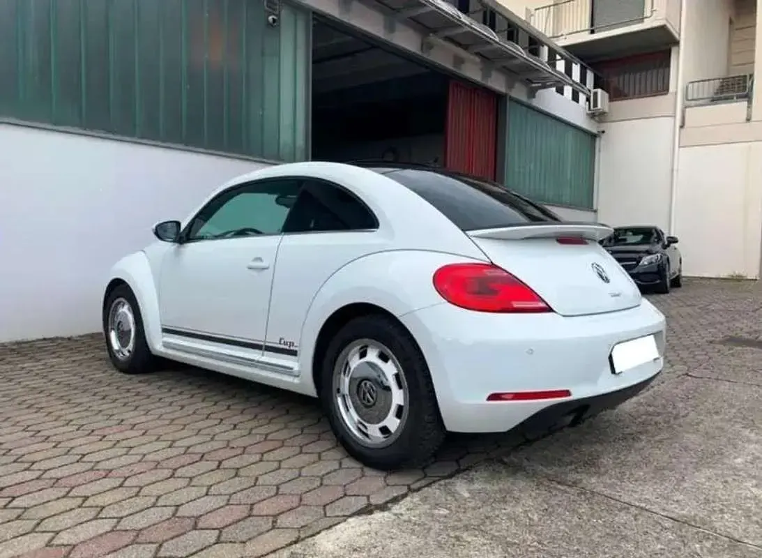 Usata VW Beetle Edition 105 CV (77 kW) 2014 Utilitaria