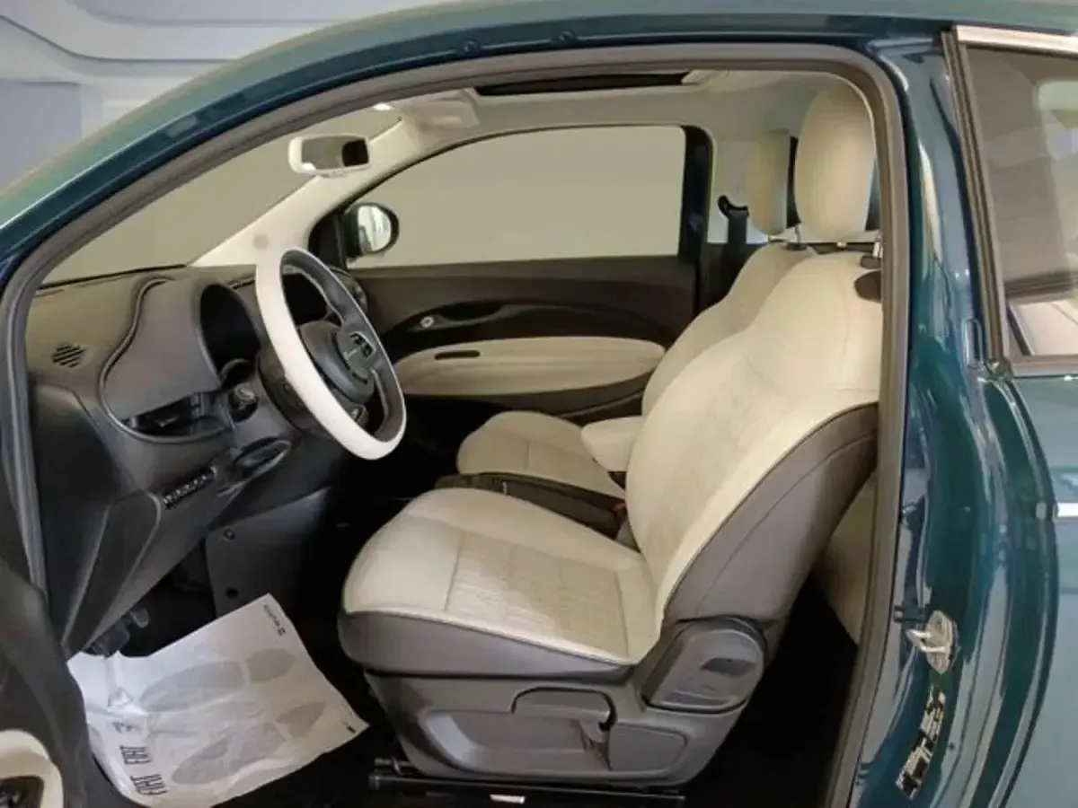 Usata Fiat 500e La Prima 86 kW (118 CV) 2021 Grigio Berlina