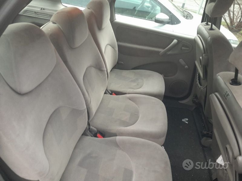 Usata Citroën Xsara 109 CV (80 kW) 2003 Utilitaria