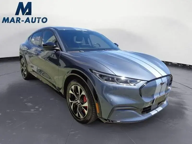 Usata Ford Mustang 168 CV (123 kW) 2021 Blu Station wagon