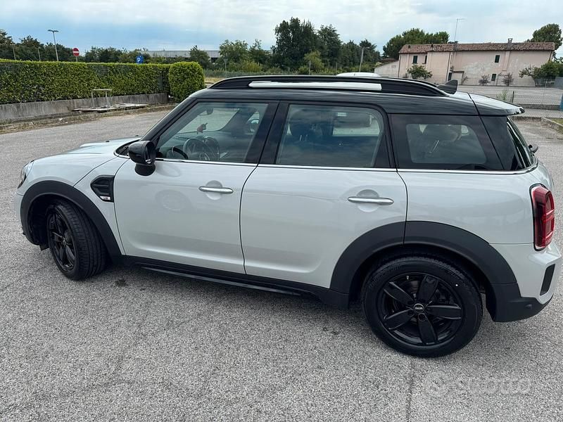 Usata Mini Cooper D Countryman Classic 150 CV (110 kW) 2021 Argento SUV