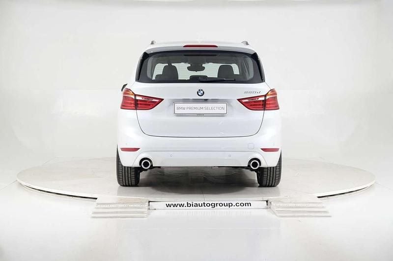 Usata BMW 220 Gran Tourer 190 CV (139 kW) 2021 Bianco Monovolume