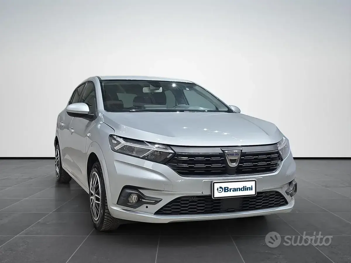 Usata Dacia Sandero Comfort 91 CV (66 kW) 2021 Grigio Berlina