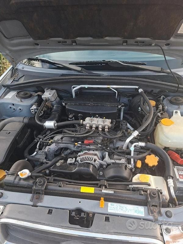 Usata Subaru Forester 2005 Grigio SUV