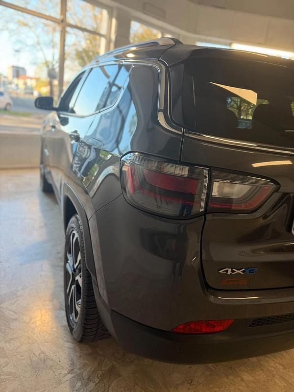 Usata Jeep Compass Limited 131 CV (96 kW) 2022 Grigio SUV