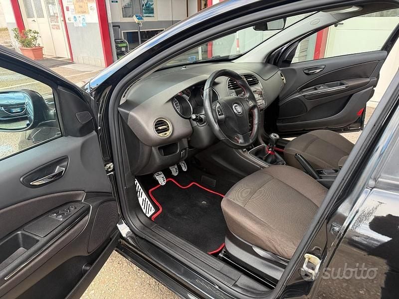 Usata Fiat Bravo 120 CV (88 kW) 2007 Nero Utilitaria